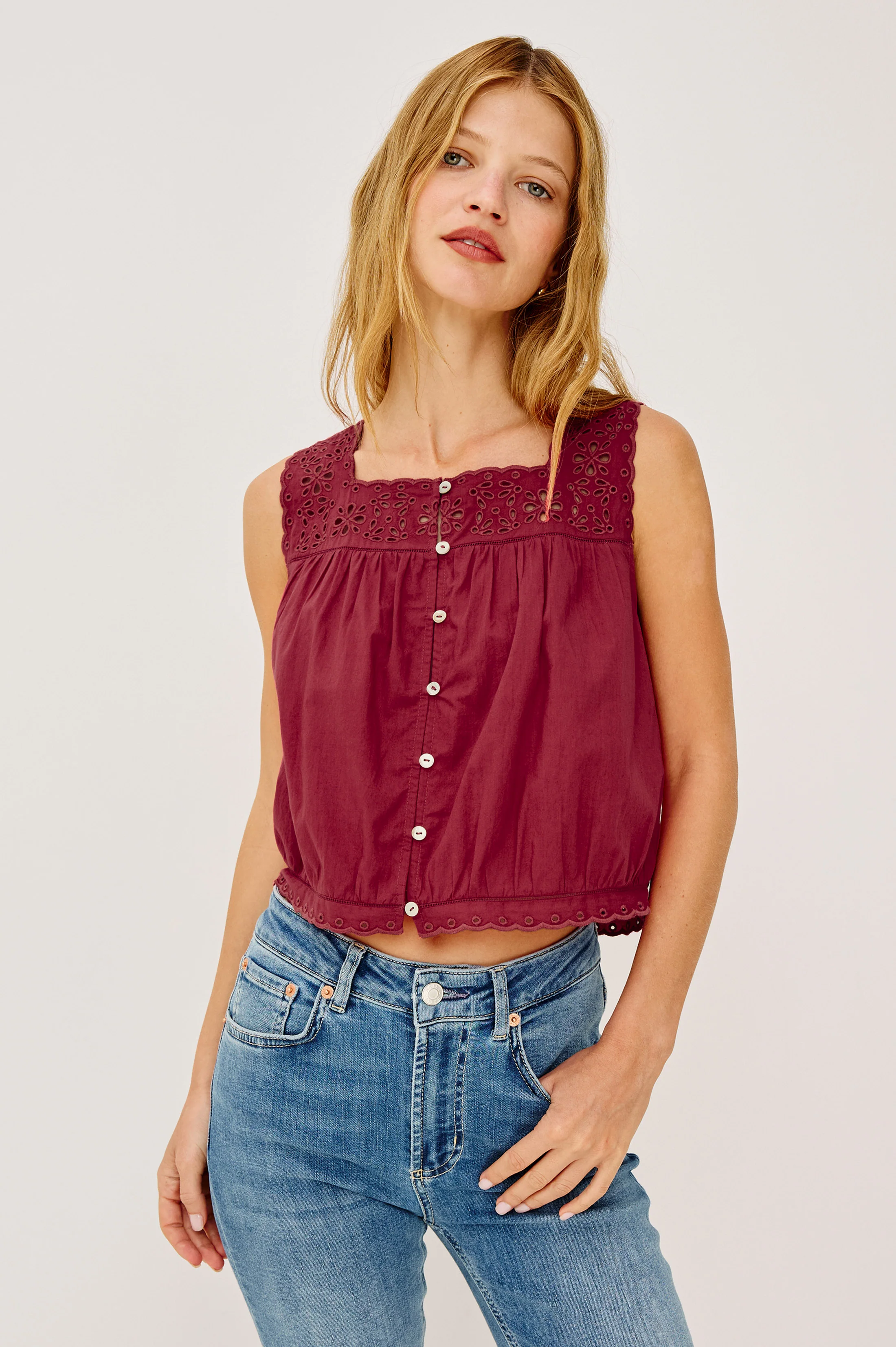 WOMEN'S | TOPS